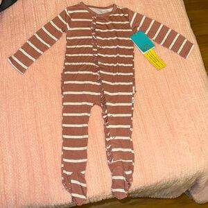 Posh peanut Mauve/brown pink white stripe snap footie one piece ruffle NWT 12-18